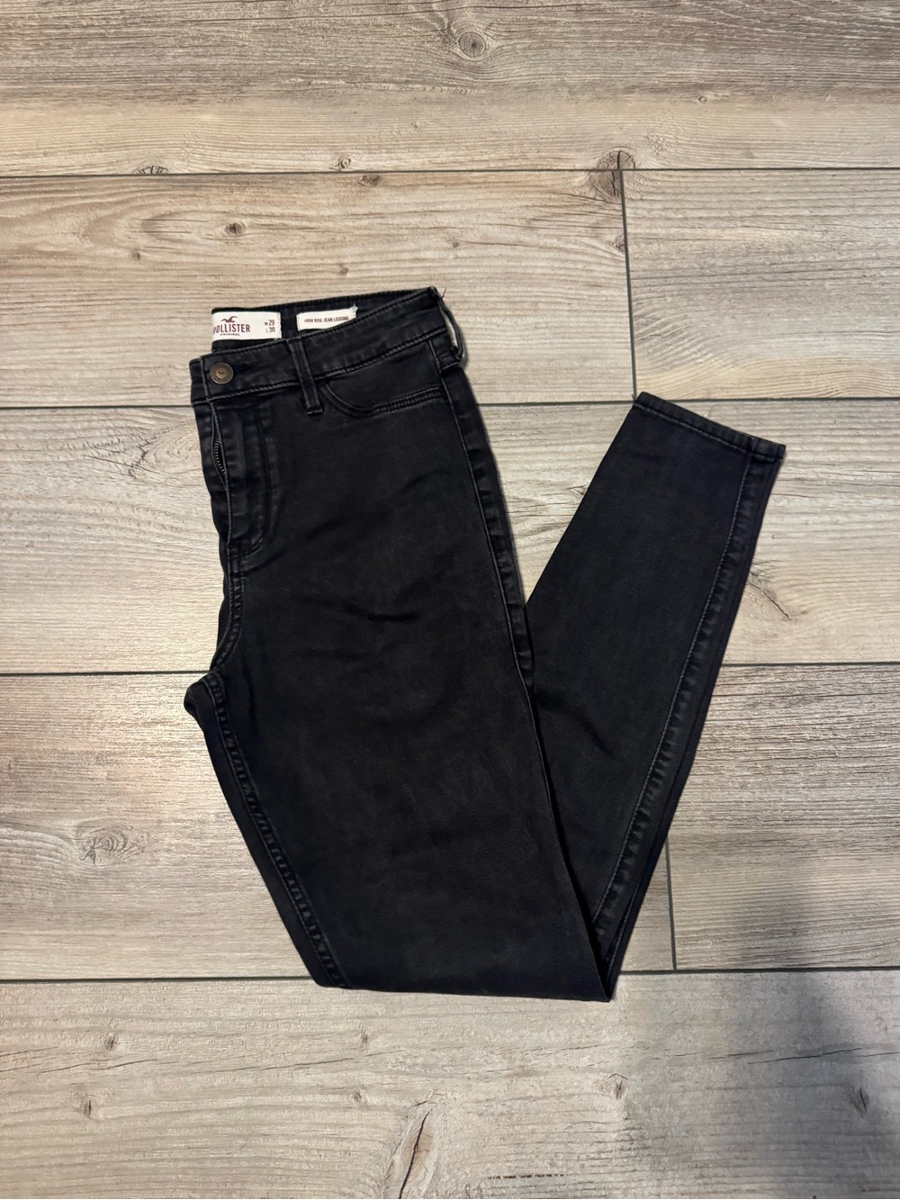 Hollister Black Skinny Women’s Jeans